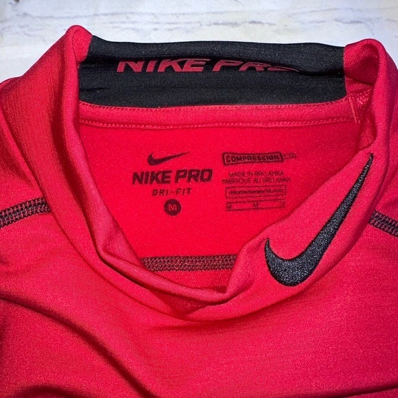 NWOT Unisex Medium Nike Pro Dri-Fit Combat Red Compression LS Performance Shirt - Picture 2 of 7